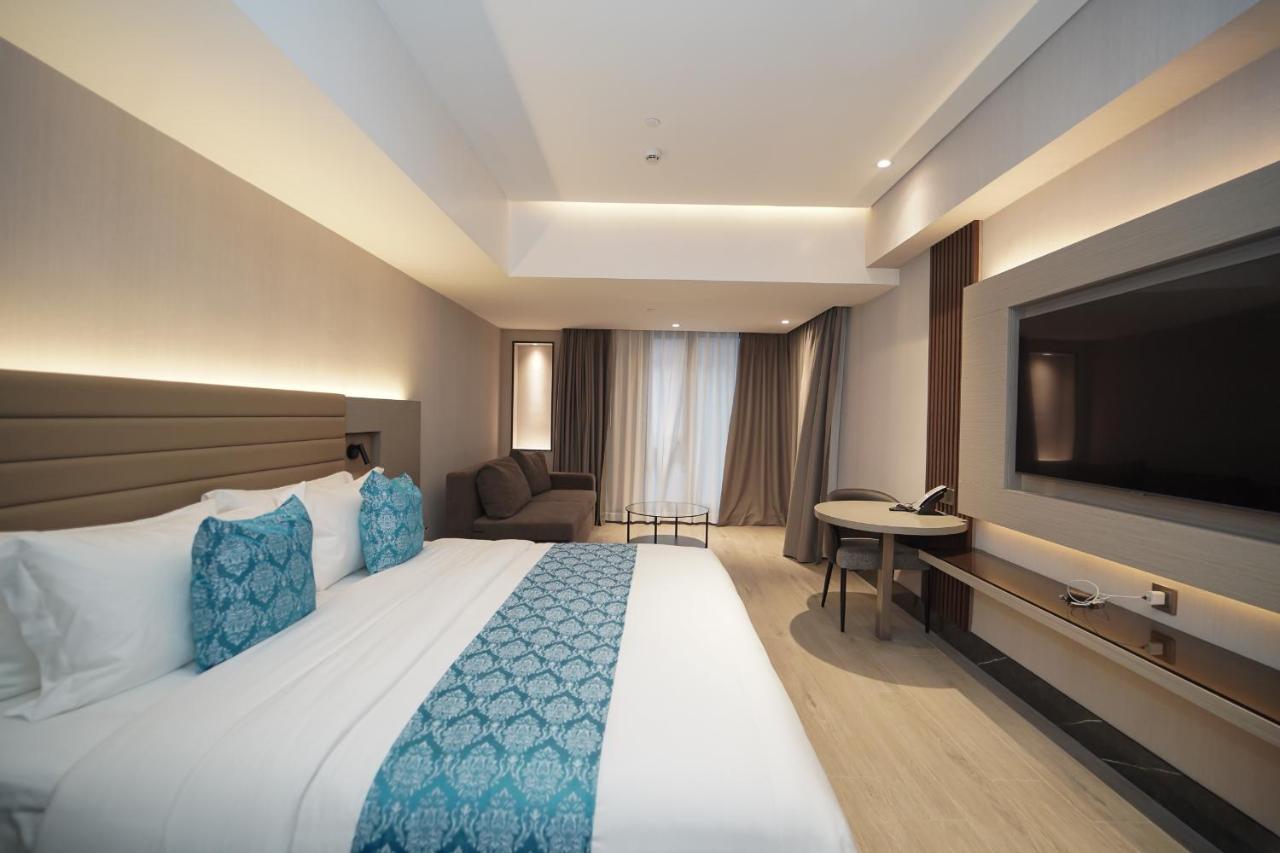 Bayprime Hotel Paranaque City Exterior photo