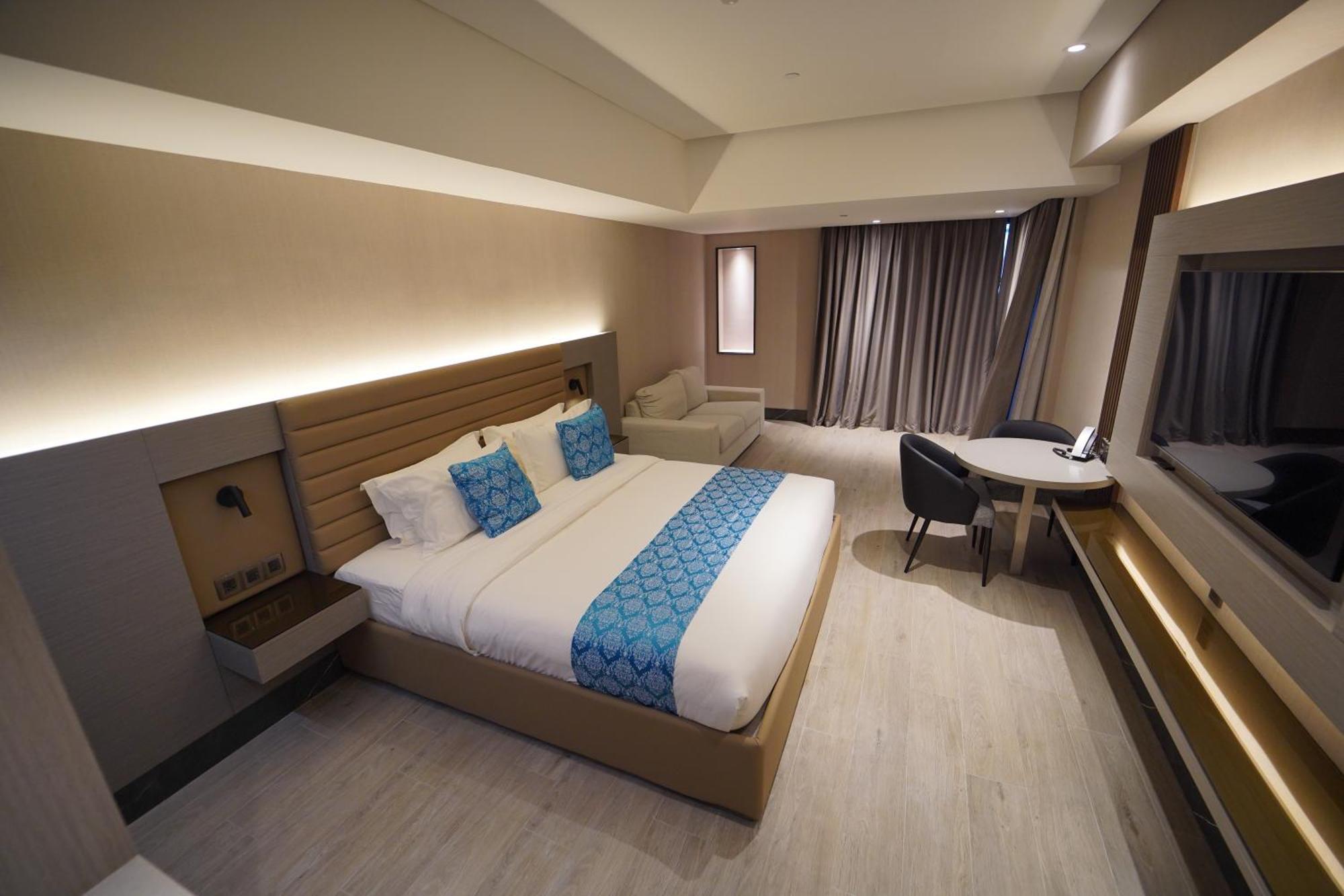 Bayprime Hotel Paranaque City Exterior photo